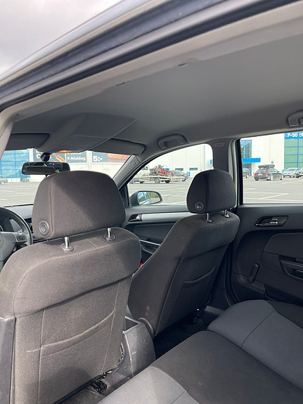 Opel Astra 5 of 5