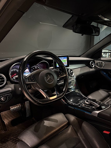 Mercedes-Benz C220 d 11 of 15