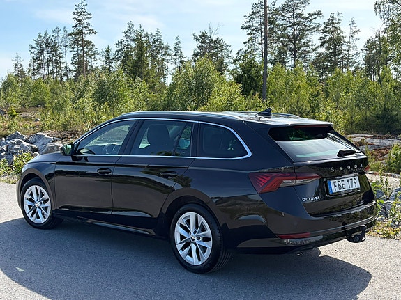 Skoda Octavia 6 of 15
