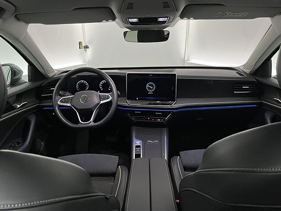Volkswagen Passat 4 of 5