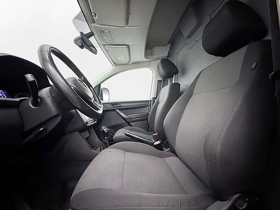 Volkswagen Caddy Maxi 13 of 26