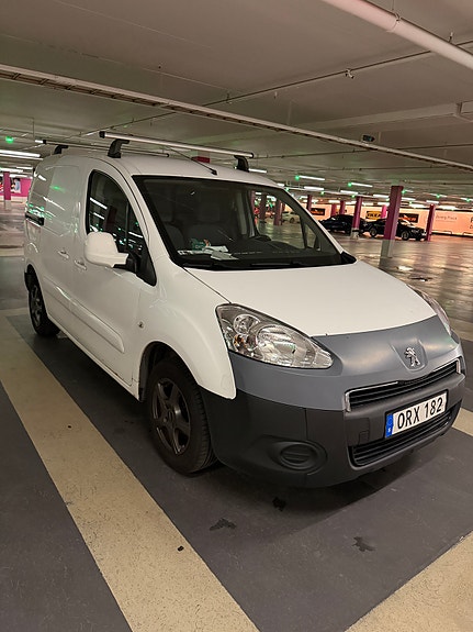 Peugeot Partner 2 of 5