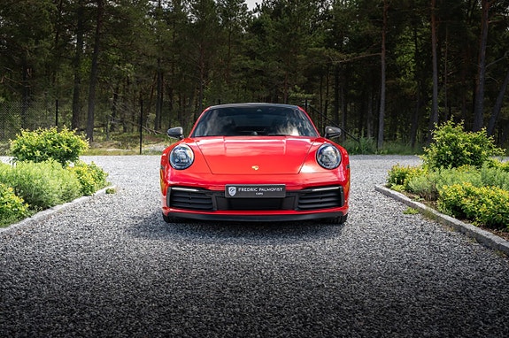 Porsche 911 2 of 5