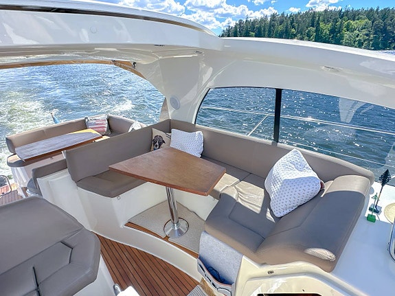 Prestige 390S | 2011 | 2 x Cummins 4.2l | Inbyte möjligt 7 of 12
