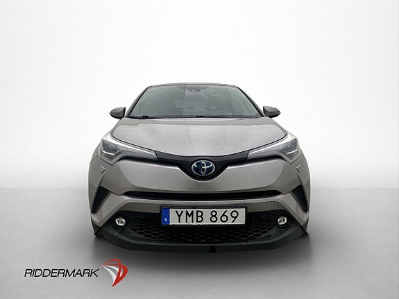 Toyota C-HR 2 of 5