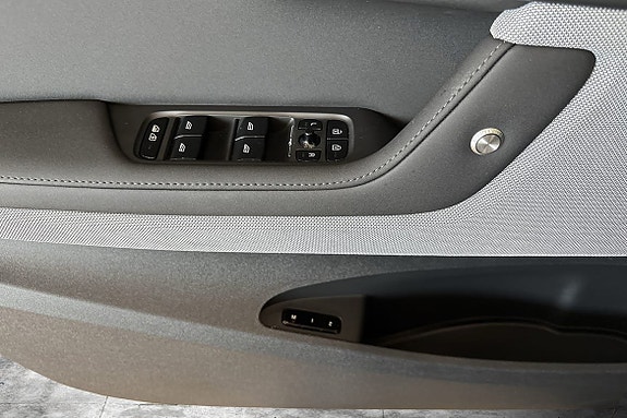 Polestar 2 25 of 30