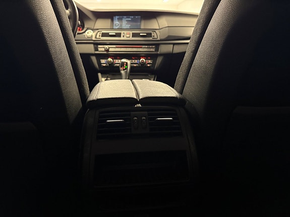 BMW 520d 30 of 30