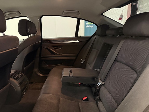BMW 520d 12 of 30