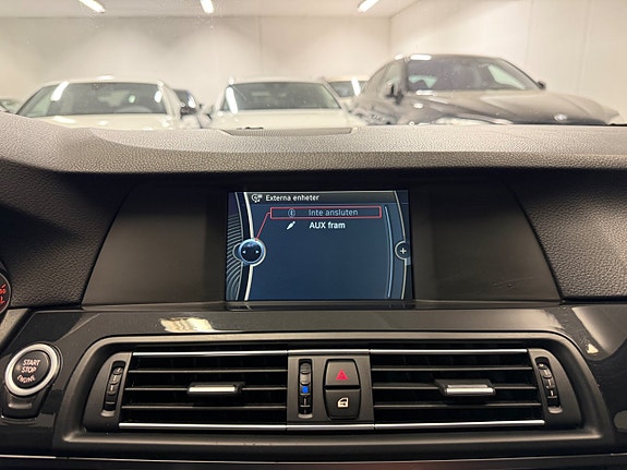 BMW 520d 24 of 30