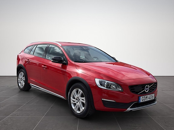 Volvo V60 Cross Country 5 of 5