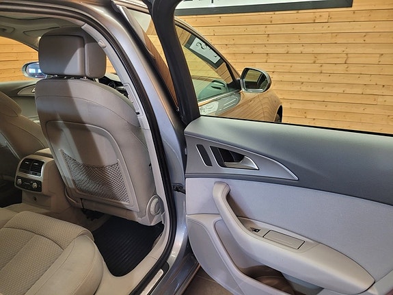 Audi A6 17 of 23