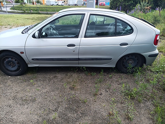 Renault Megane I 4 of 5