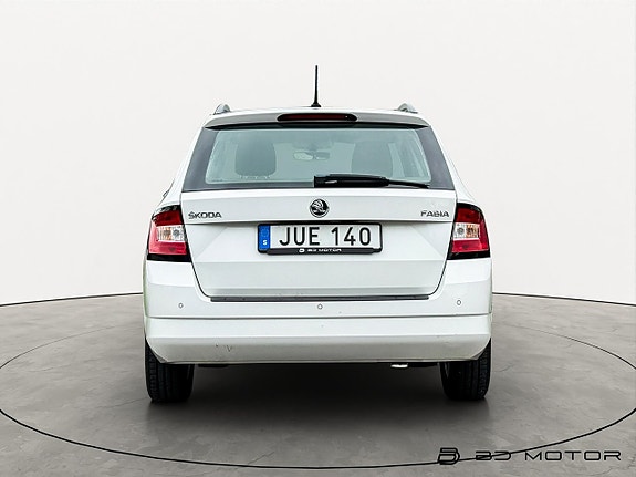 Skoda Fabia 5 of 5