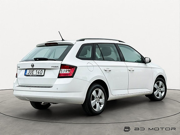 Skoda Fabia 3 of 5