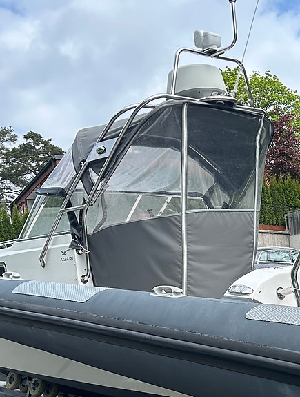 Agapi 900 WA med ny/renoverad motor, en båt för snabba transporter i skärgården 12 of 12