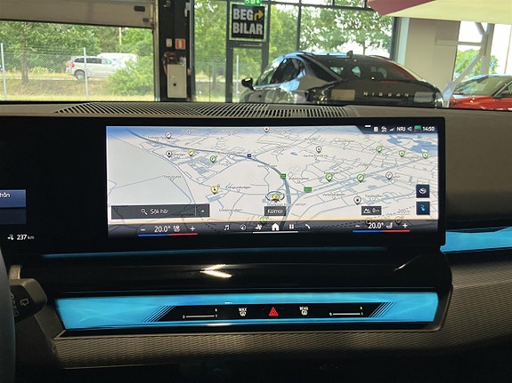 BMW i5 11 of 12