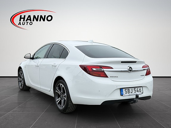 Opel Insignia 3 of 5