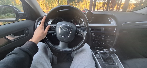 Audi A4 5 of 7