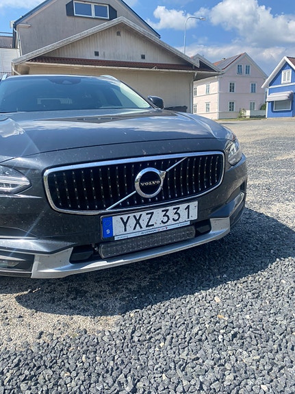 Volvo V90 Cross Country 3 of 4
