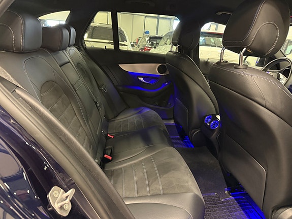 Mercedes-Benz C300 20 of 25