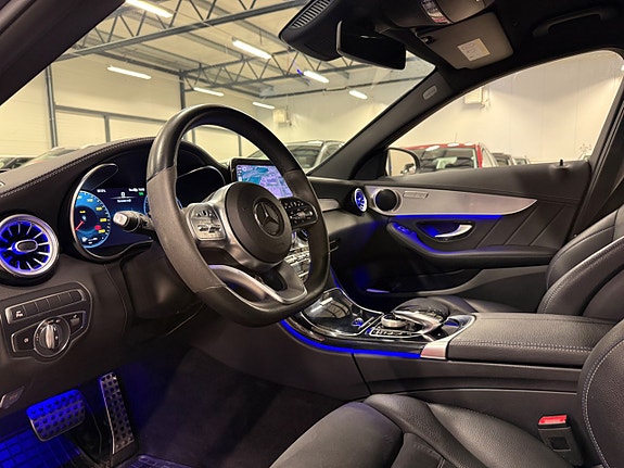 Mercedes-Benz C300 15 of 25