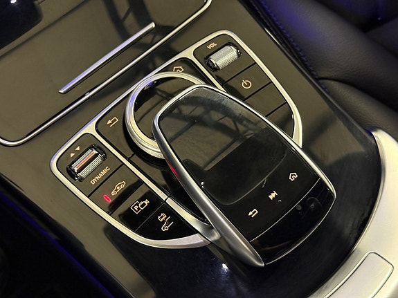 Mercedes-Benz C300 24 of 25