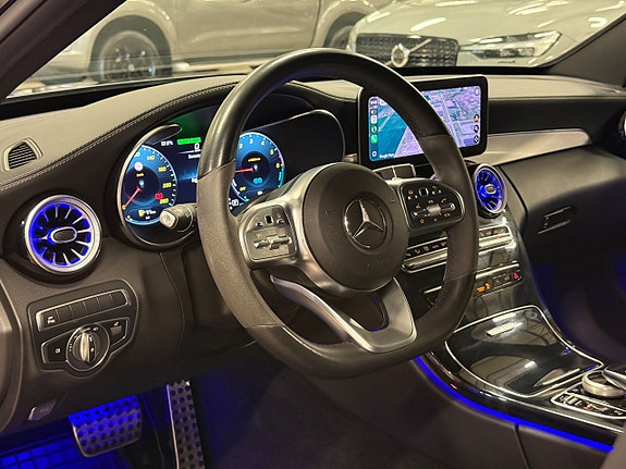 Mercedes-Benz C300 12 of 25