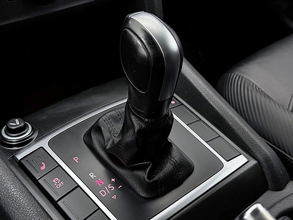 Volkswagen Amarok 24 of 30