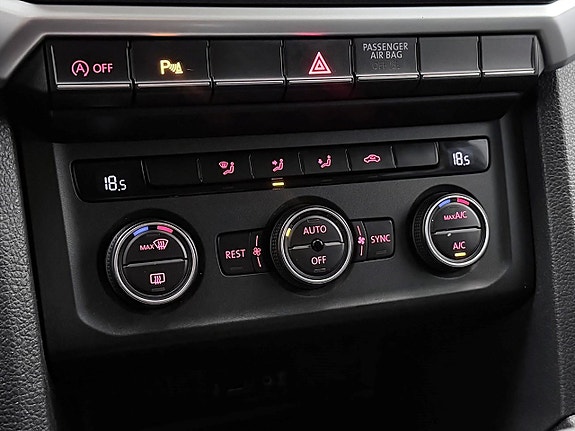 Volkswagen Amarok 23 of 30