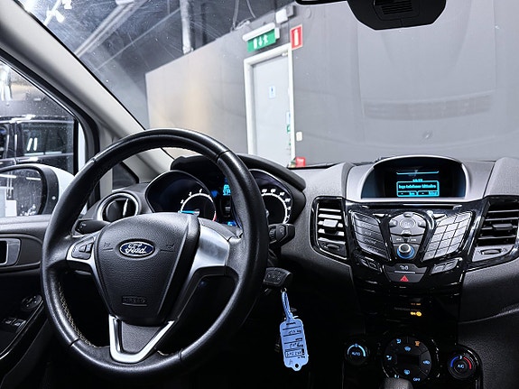 Ford Fiesta 13 of 13