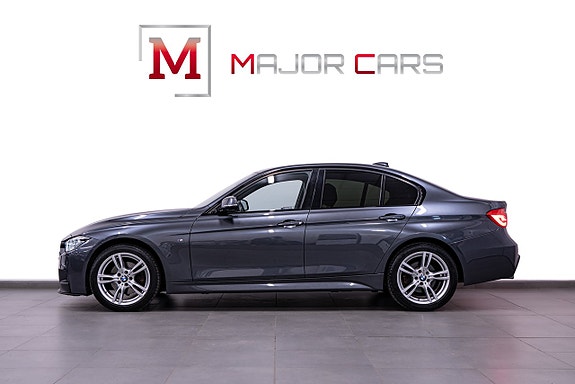 BMW 320d 3 of 5