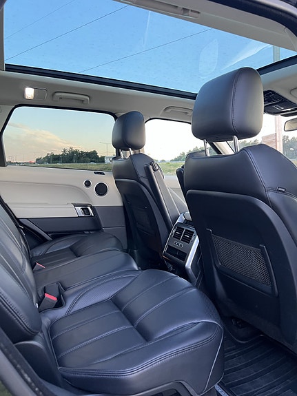 Land Rover Range Rover Sport 8 of 8