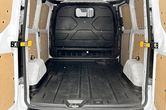 Ford Transit Custom 7 of 7