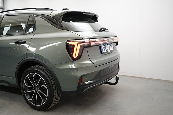 Lynk & Co 01 3 of 5