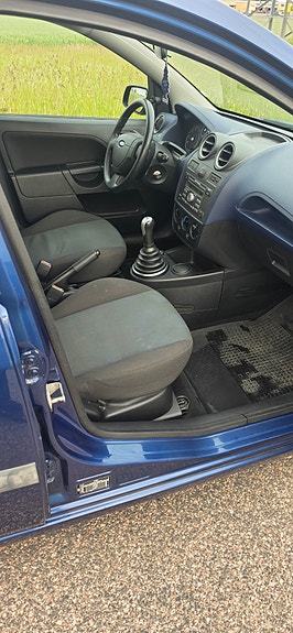 Ford Fiesta 5 of 5