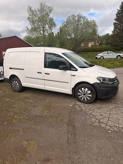 Volkswagen Caddy Maxi 2 of 5