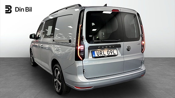 Volkswagen Caddy Maxi 3 of 5