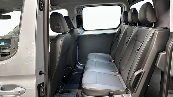 Volkswagen Caddy Maxi 11 of 12