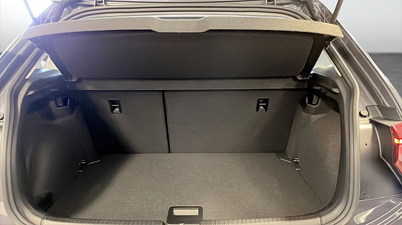 Volkswagen Polo 12 of 12