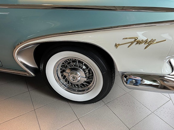 Plymouth Fury 26 of 30