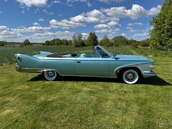 Plymouth Fury 30 of 30