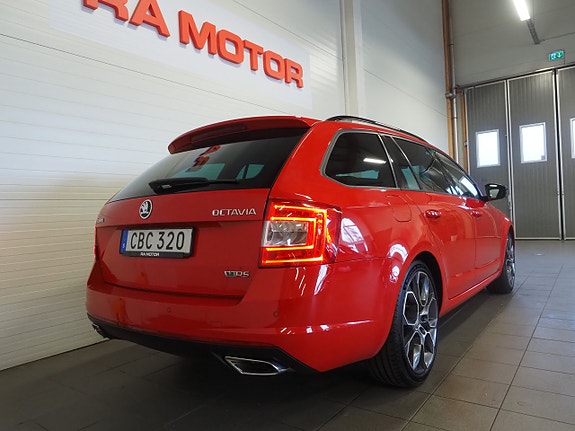 Skoda Octavia 6 of 22