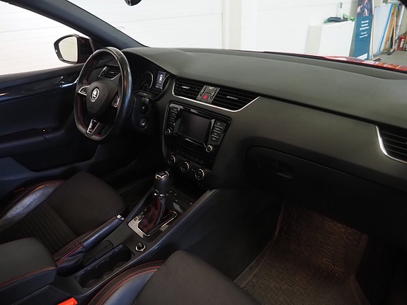 Skoda Octavia 10 of 22