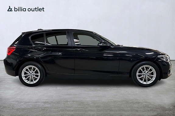 BMW 118i 5 of 5