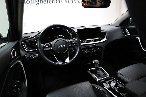 Kia Ceed 3 of 5