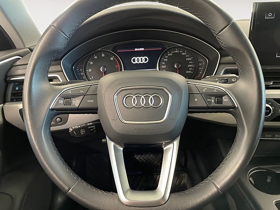 Audi A4 13 of 24