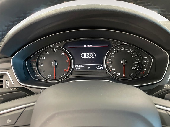 Audi A4 12 of 24