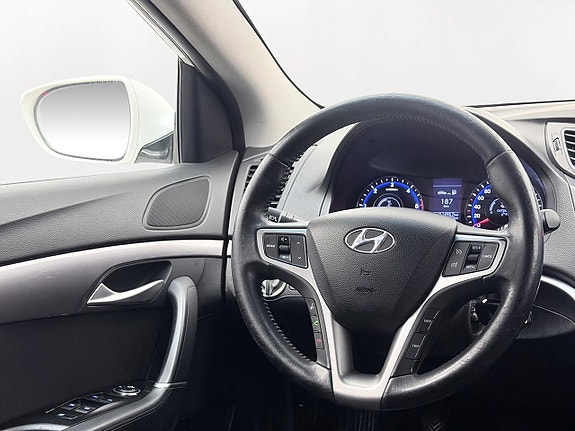 Hyundai i40 16 of 29