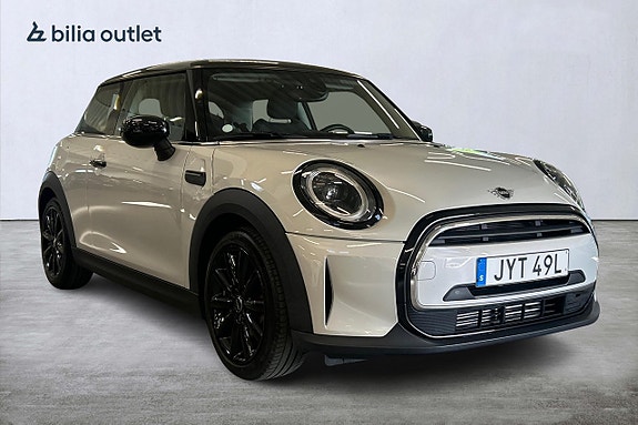 MINI Cooper 4 of 5