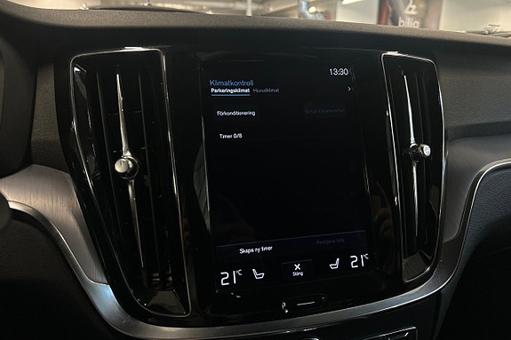 Volvo V60 21 of 27